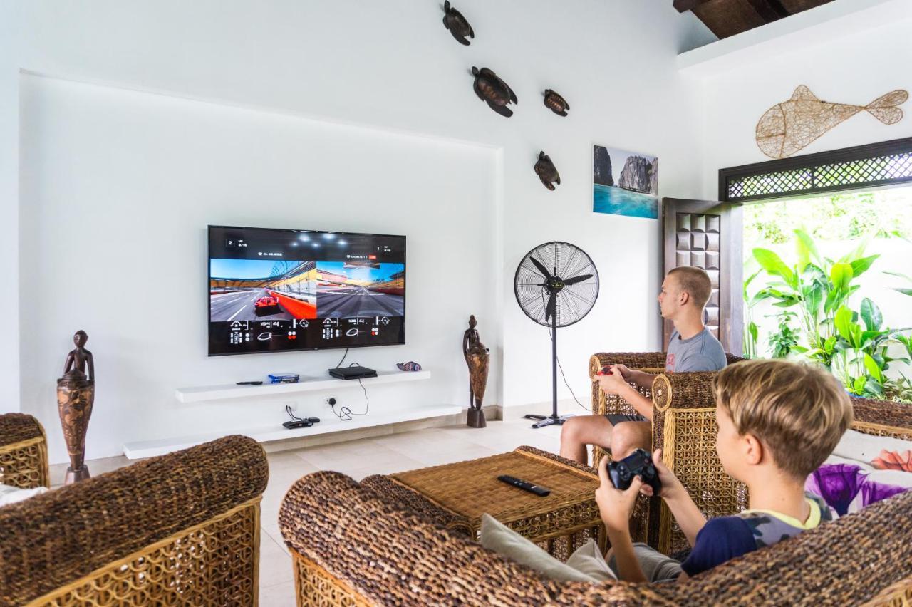 LUXURY PRIVATE VILLAS 400m2 WITH POOL NEAR LIO BEACH El Nido Ngoại thất bức ảnh