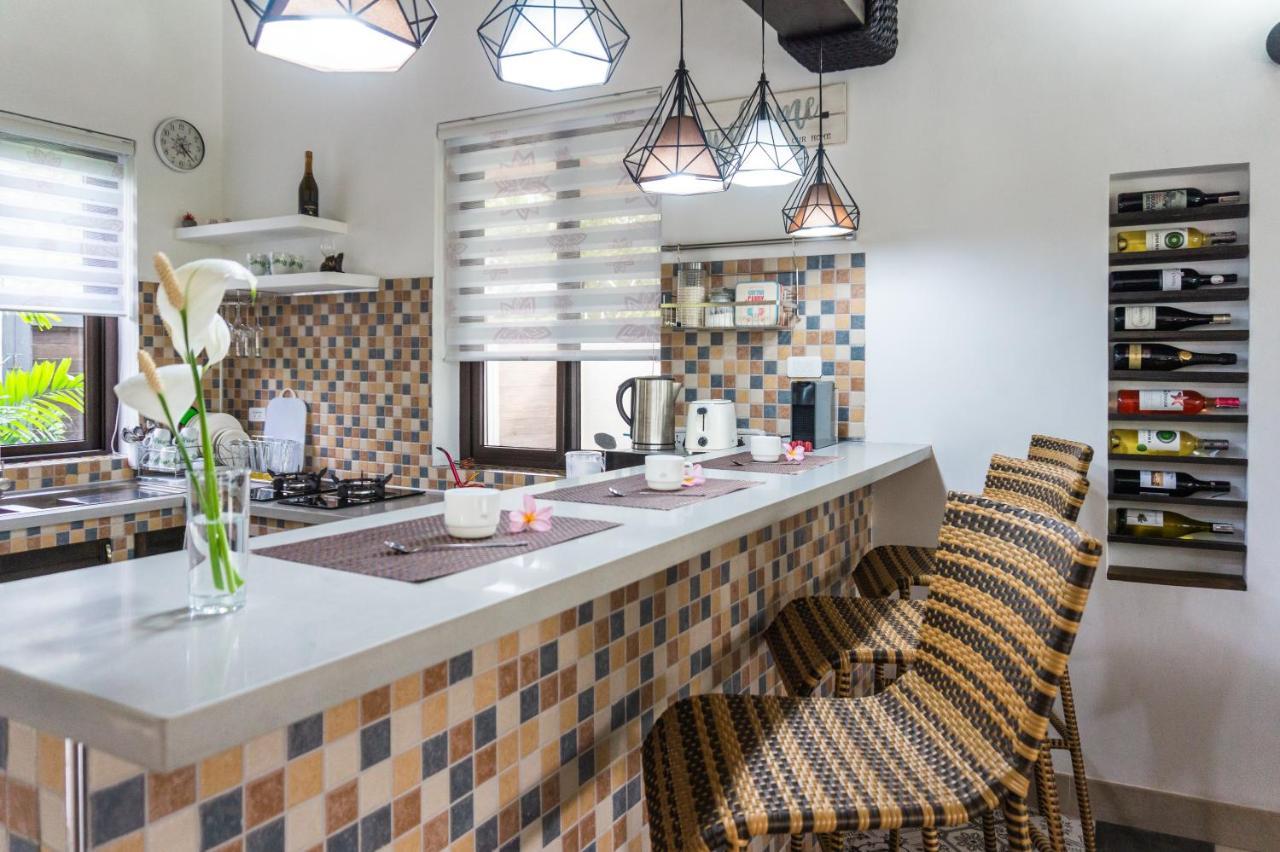 LUXURY PRIVATE VILLAS 400m2 WITH POOL NEAR LIO BEACH El Nido Ngoại thất bức ảnh